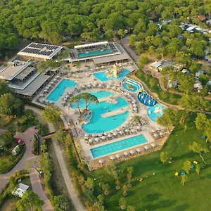 5* Holiday park Mediterraneo Village