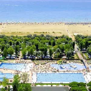  Holiday home Camping Marina Di Venezia 261s